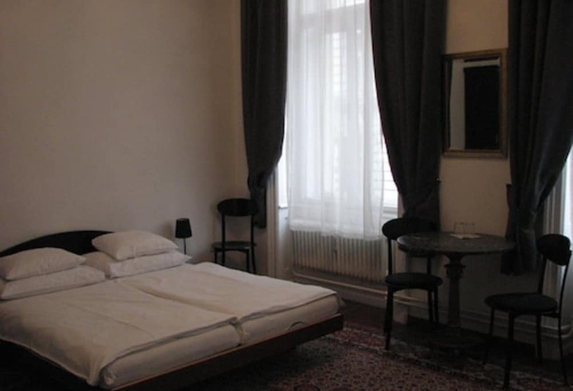 اتاق استاندارد, Pension Lerner