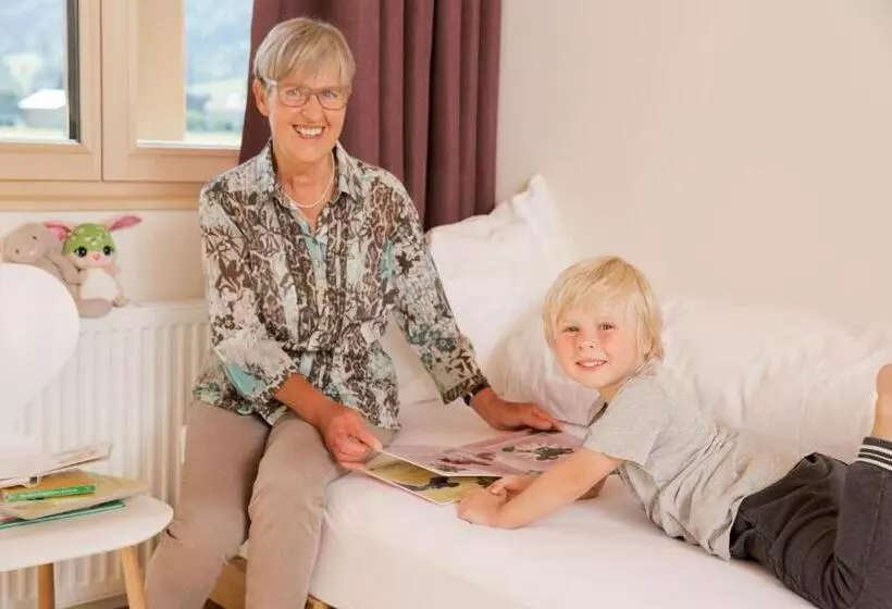 バルコニー付きシングルスタンダードルーム, Schtûbat