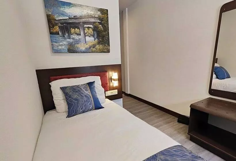 اتاق استاندارد یک نفره, Cn Hotel Arnhem Centraal