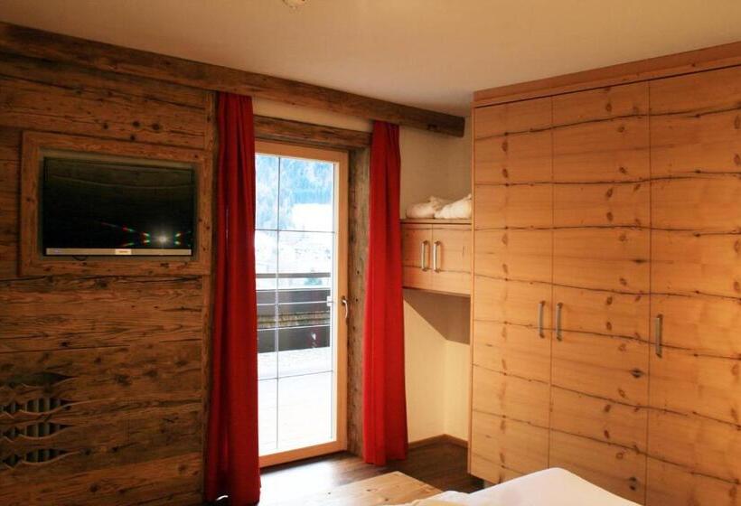 جناح مطلّ علي الجبل, Alpensonne