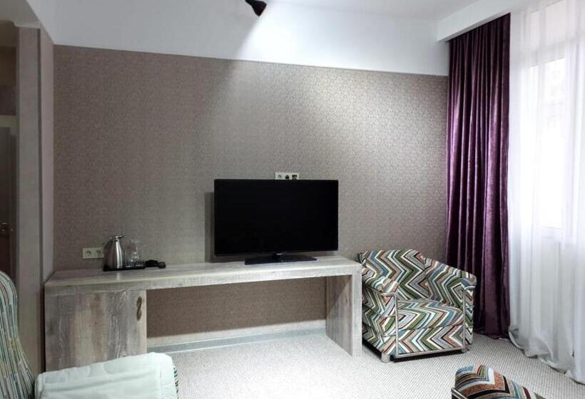 سوییت, Artastana