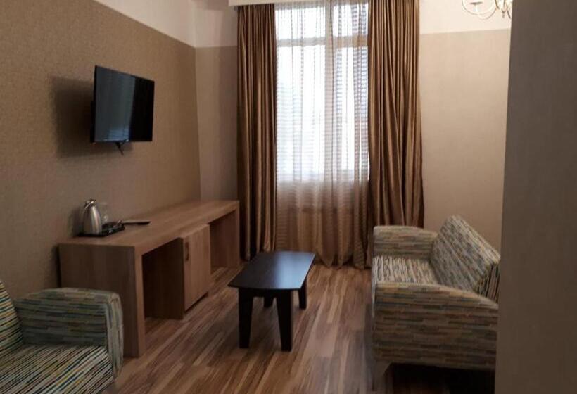 اتاق لوکس, Artastana