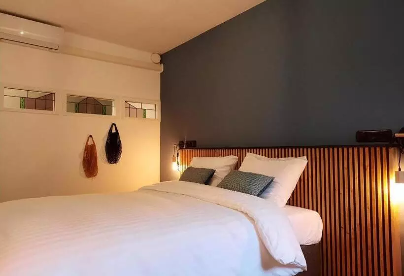 バルコニー付きデラックスルーム, Auberge A Gen Kirk B&b