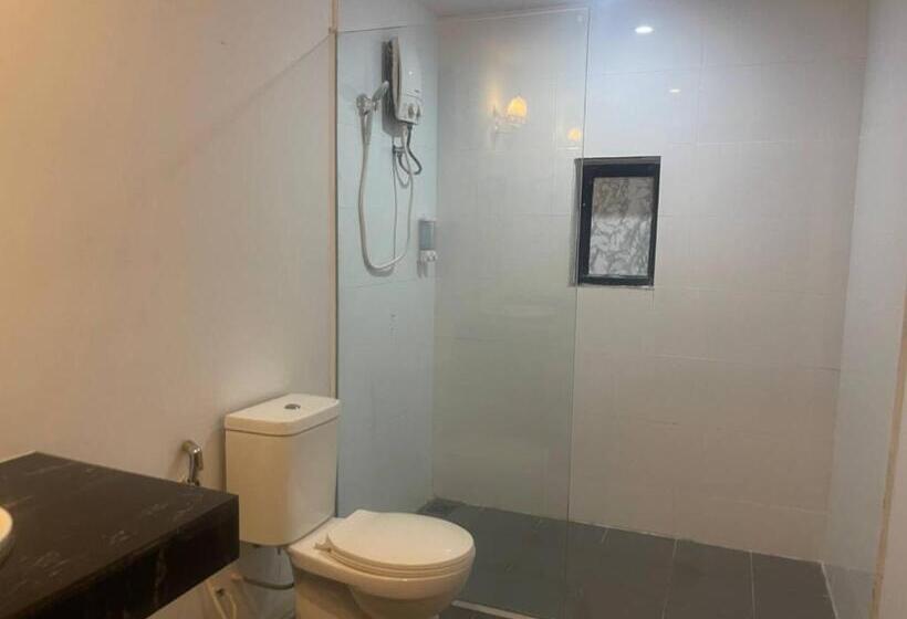 חדר דלוקס עם מרפסת, Best Central Point