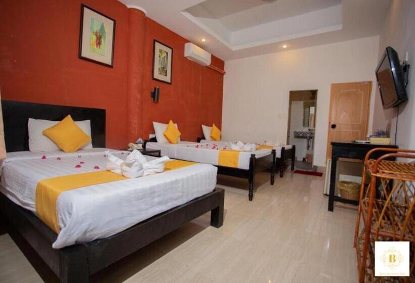 חדר סטנדרט לשלושה, Best Central Point