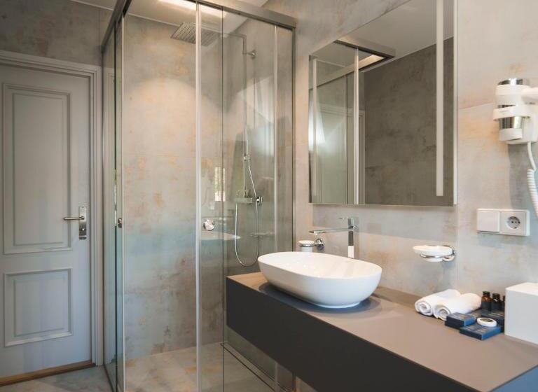 اتاق استاندارد, Roze Boutique