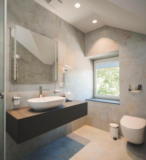 اتاق استاندارد, Roze Boutique