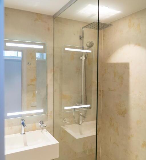 آپارتمان 1 خوابه, Roze Boutique