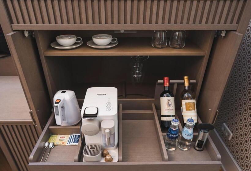 اتاق استاندارد, Roze Boutique