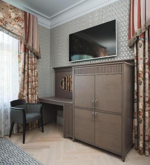 اتاق استاندارد, Roze Boutique