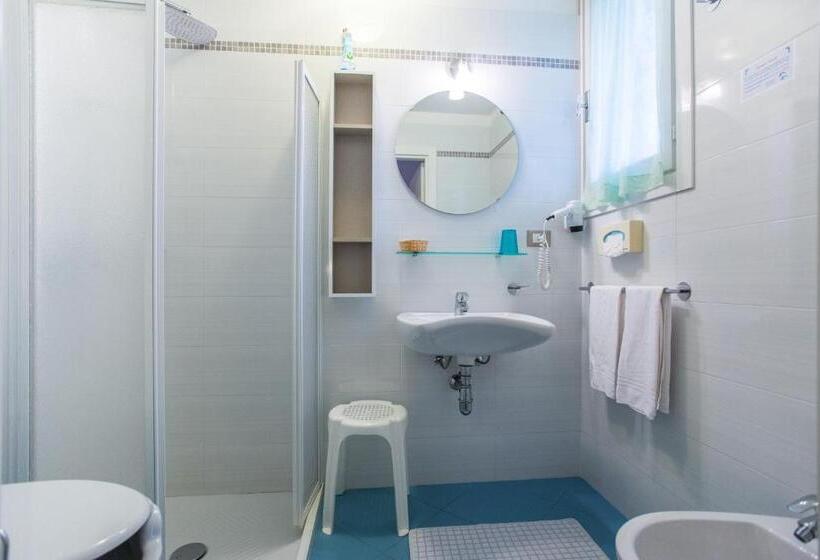 스탠다드 룸, The Donatello Hotel Cesenatico