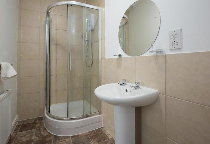 Номер Стандарт, Grosvenor Hotel Rugby