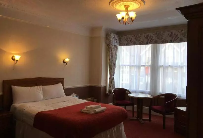 スーペリアールーム, Grosvenor Hotel Rugby
