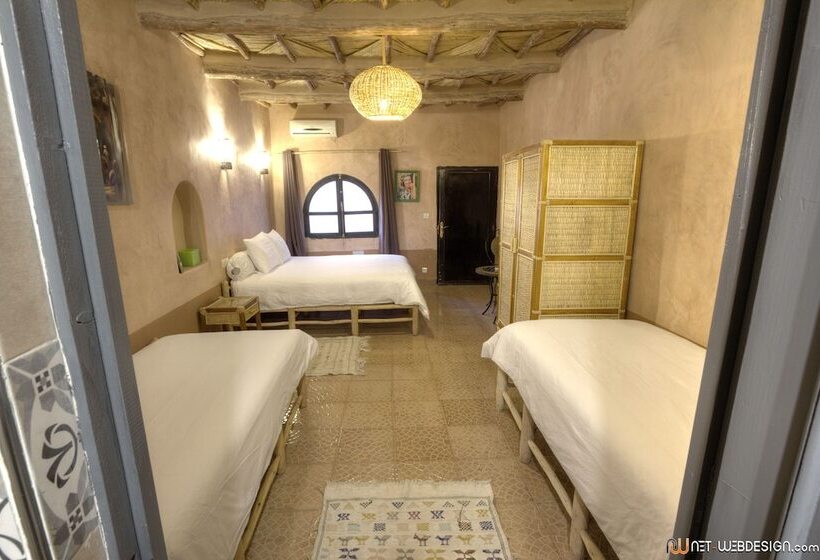 اتاق خانوادگی, Guest House Bagdad Cafe