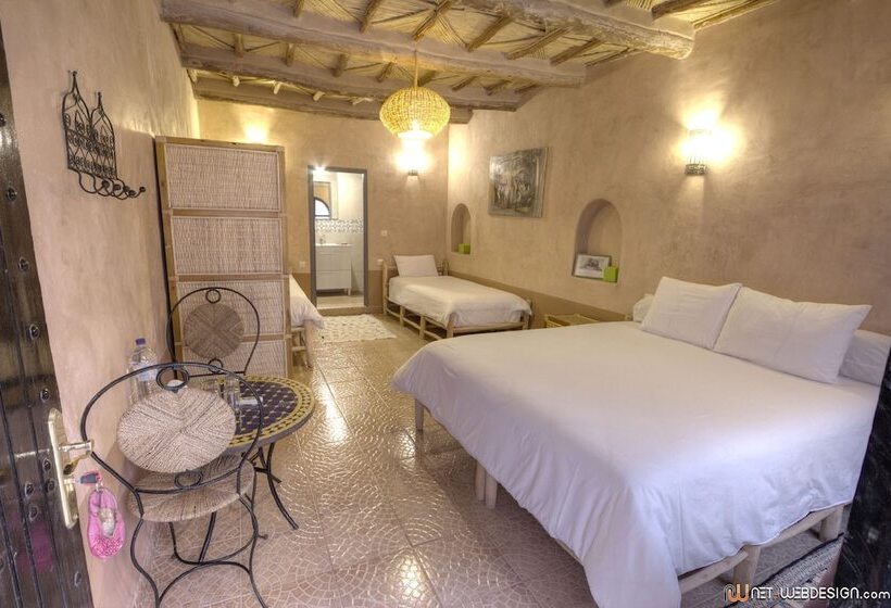 اتاق خانوادگی, Guest House Bagdad Cafe