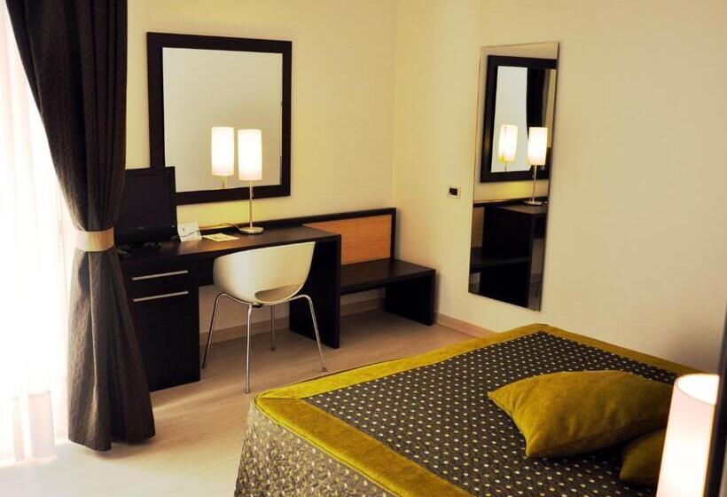 غرفة كلاسيكية, Il Grillo