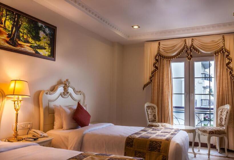 جناح إدارى, Le Royal Park