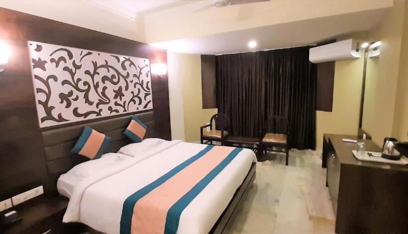 Семейный Номер, Mangalore International