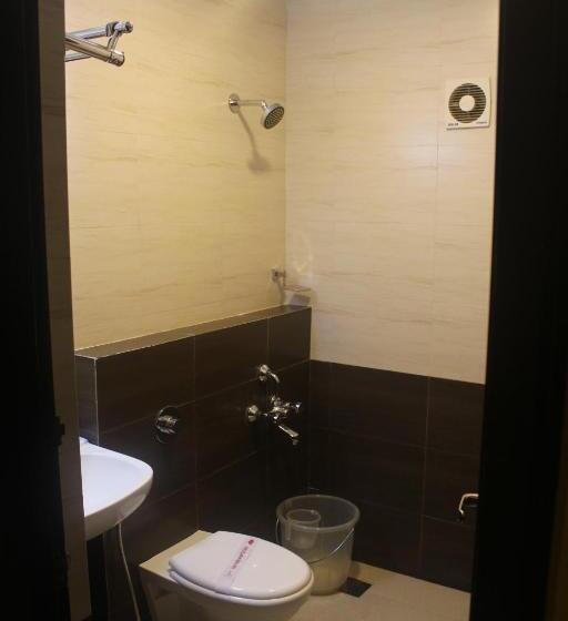 Семейный Номер, Mangalore International