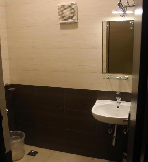 Семейный Номер, Mangalore International