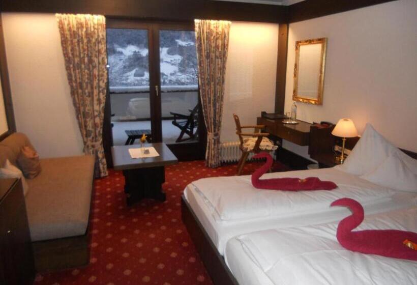 スタンダードルーム, Montjola Nova