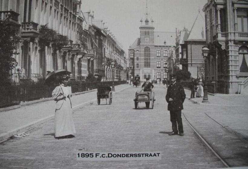 标准单人间, Oorsprongpark