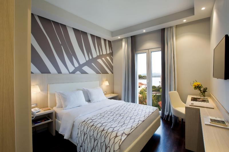 اتاق اساندارد با چشمانداز جانبی به دریا, Palma