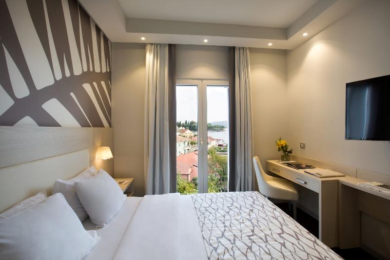 اتاق اساندارد با چشمانداز جانبی به دریا, Palma