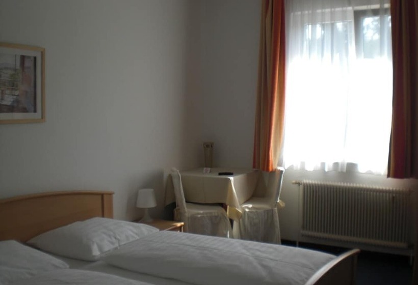 חדר סטנדרט יחיד, Restaurant Marienhof