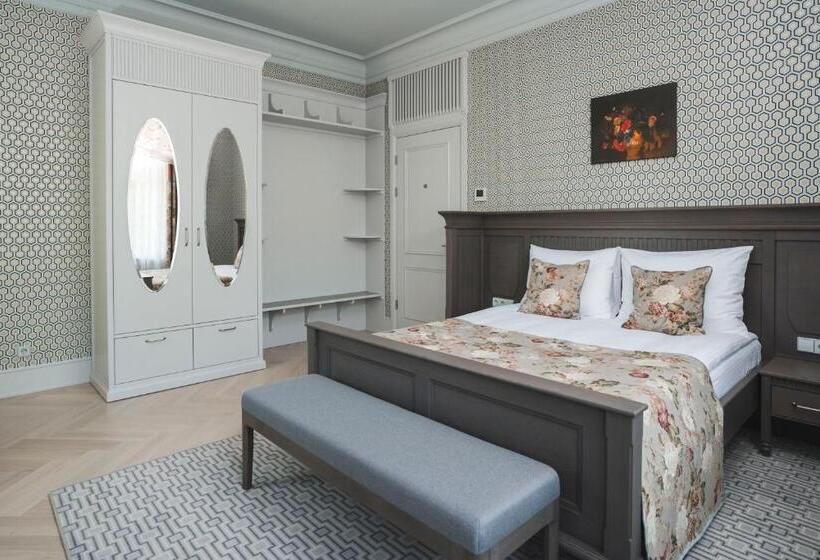 اتاق استاندارد, Roze Boutique