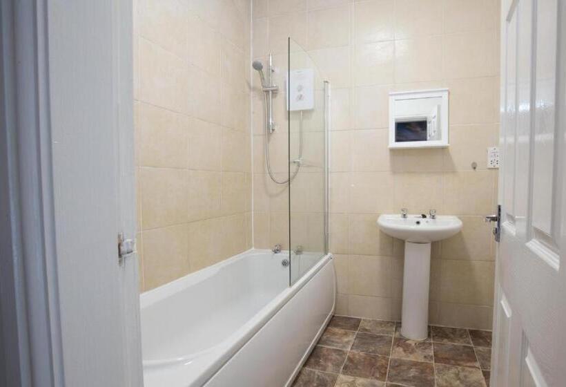 Номер Стандарт Трехместный, Grosvenor Hotel Rugby