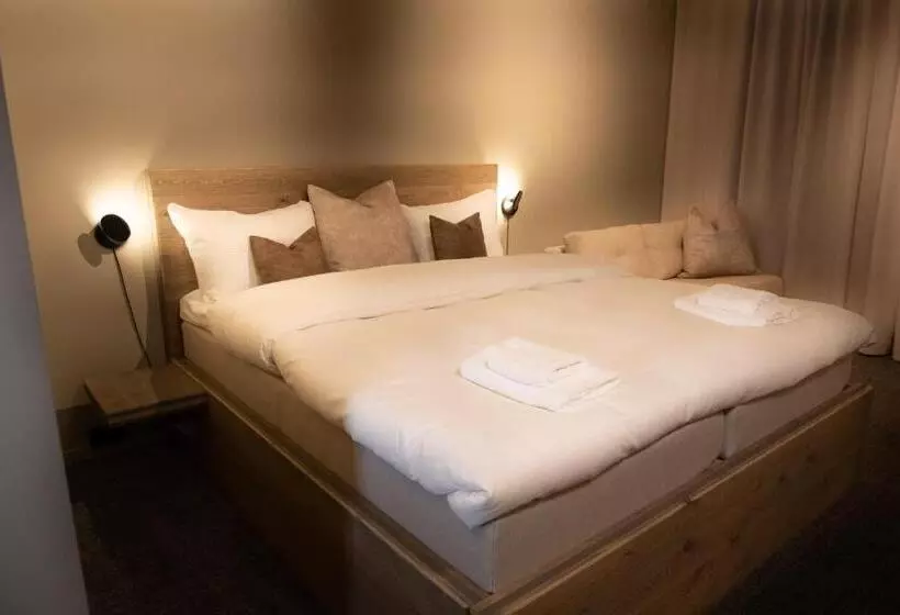 キングサイズベッドのスーペリアルーム, Villa Vågå   By Classic Norway Hotels