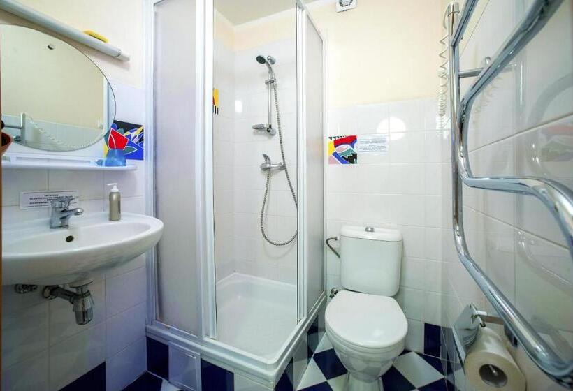 اتاق استاندارد, Express Guest House