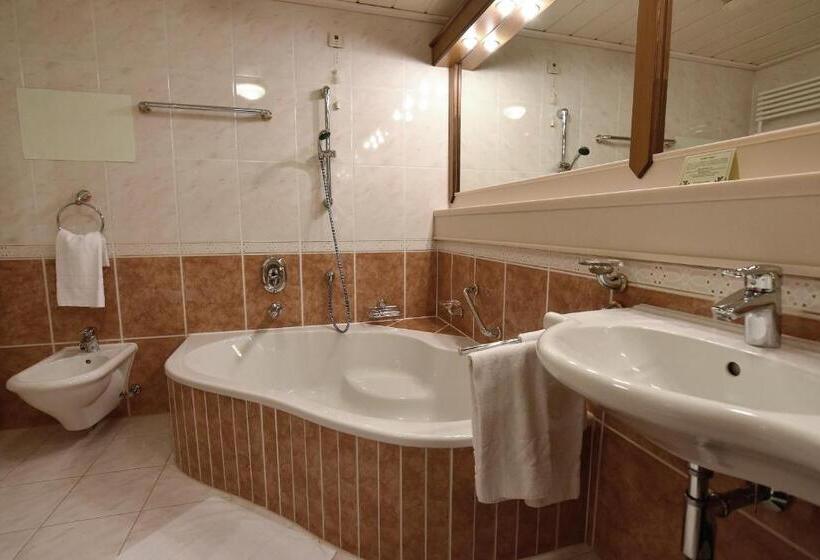 Люкс с Балконом, Reduce Hotel Thermal Adults Only