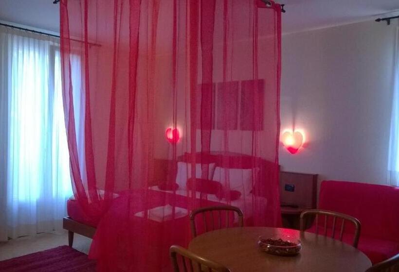 Полулюкс Вид на Сад, Residence Alle Scuole Country House