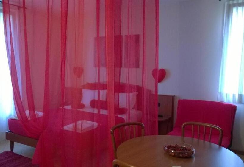 Полулюкс Вид на Сад, Residence Alle Scuole Country House