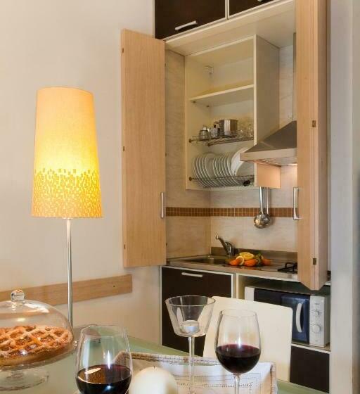 スタンダードスタジオ, Residence Il Tulipano