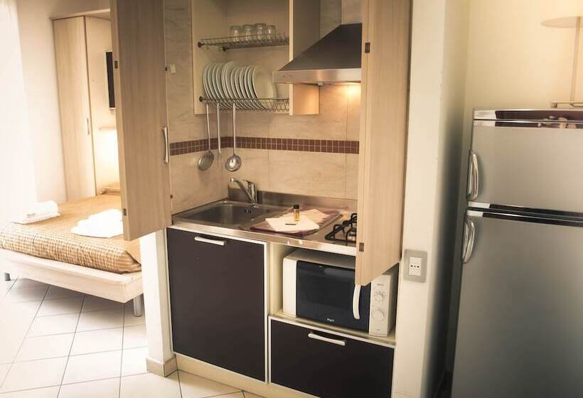 スタンダードスタジオ, Residence Il Tulipano