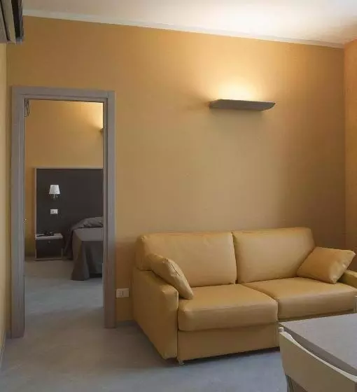 2ベッドルームアパートメント, Silver Residence