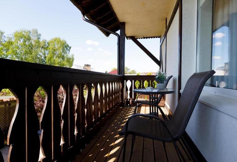 سوییت, Spa Hotel Ezeri