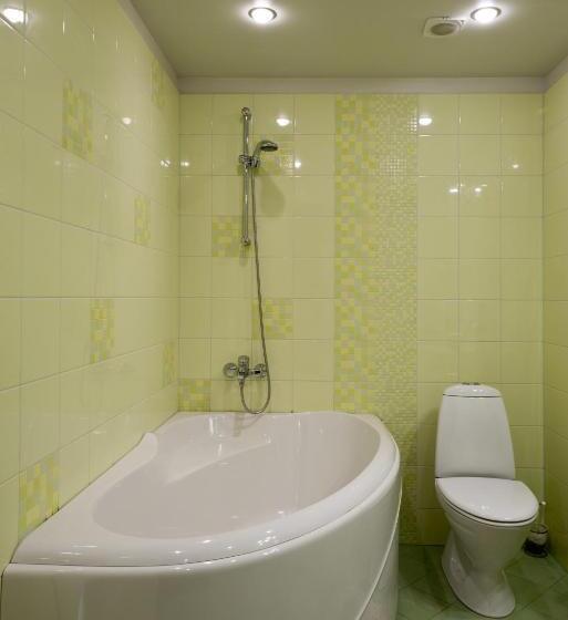 سوییت جونیور, Spa Hotel Ezeri