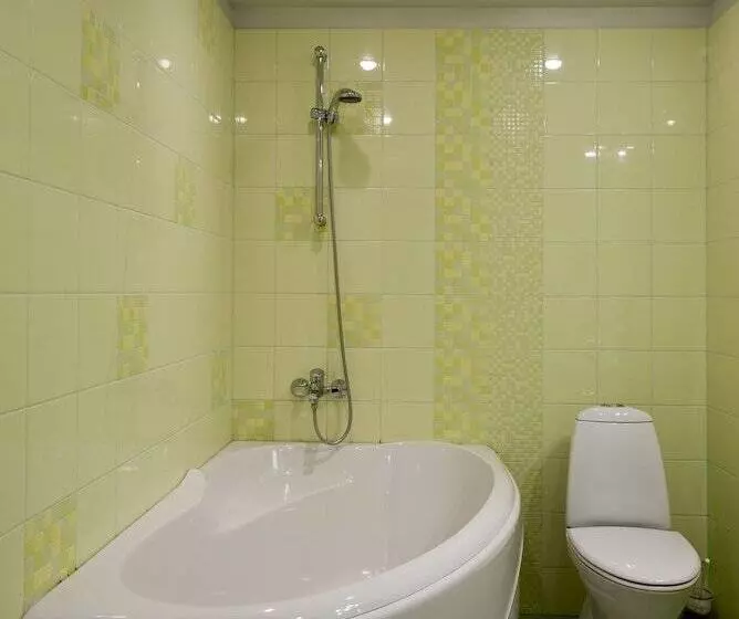 سوییت جونیور, Spa Hotel Ezeri