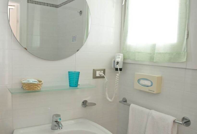 스탠다드 룸, The Donatello Hotel Cesenatico