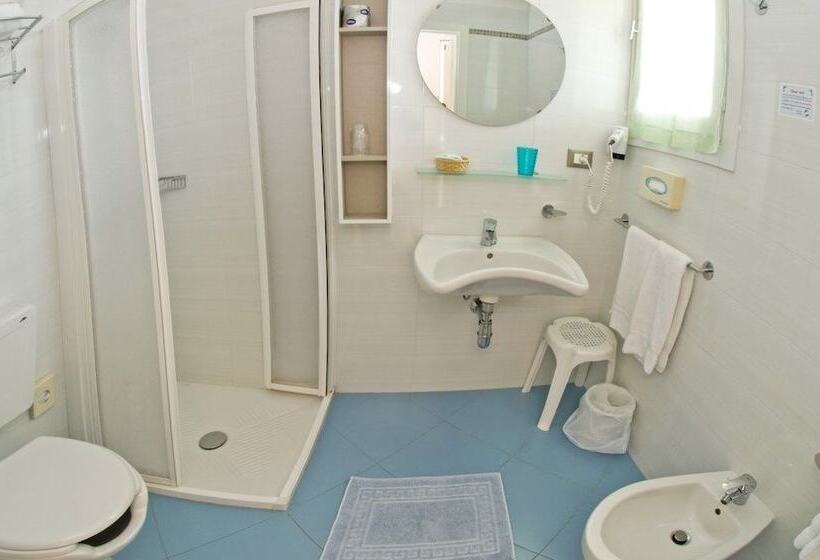 Номер Стандарт, The Donatello Hotel Cesenatico