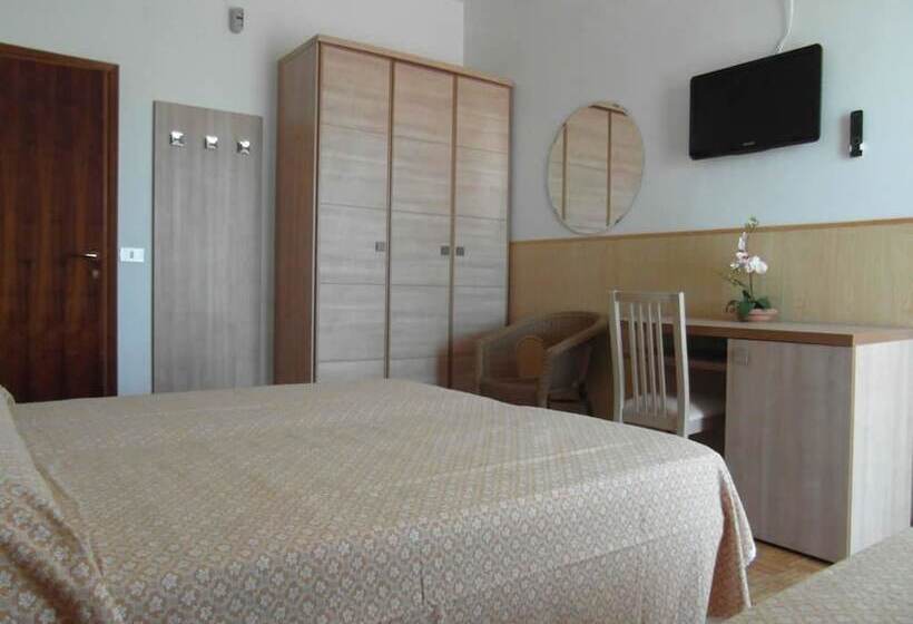 스탠다드 룸, The Donatello Hotel Cesenatico