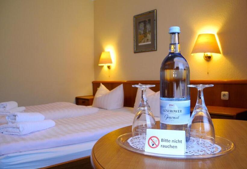 スタンダードルーム, Pension Kühne