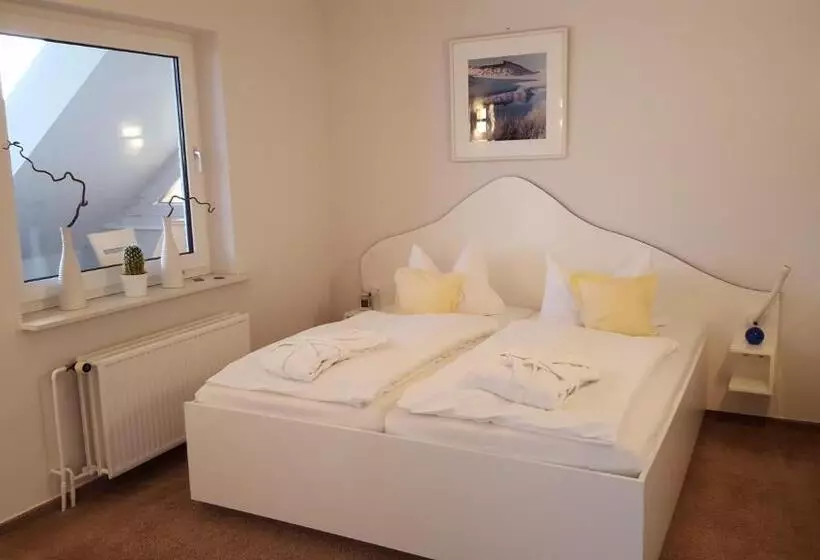 スーペリアールーム, Frühstückshotel Seemannsbraut Amrum Adults Only Ab 18 Jahre Keine Haustiere
