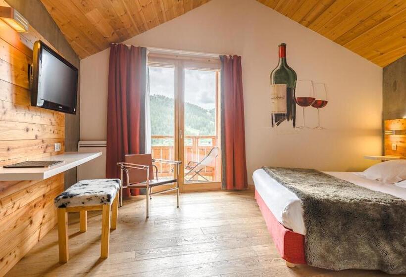 غرفة قياسية مزوَّدة بشُرفة, Anova Hotel & Spa