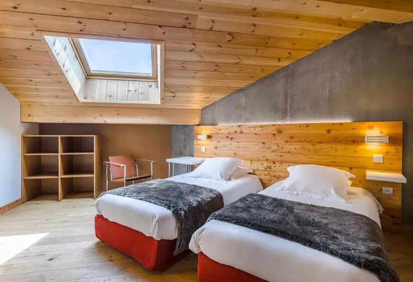 Juniorsviitti Parveke, Anova Hotel & Spa