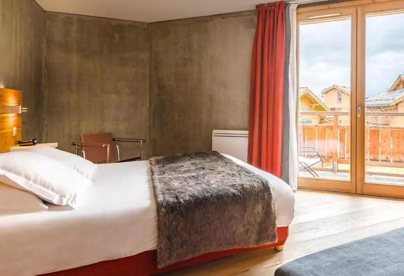Juniorsviitti Parveke, Anova Hotel & Spa